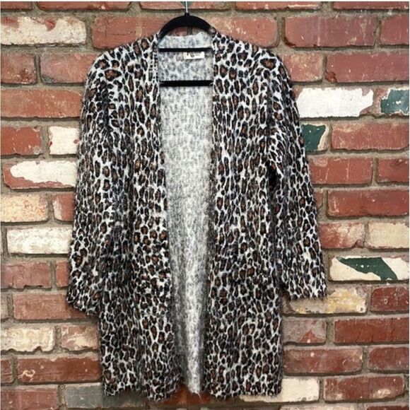 Show Me Your MuMu Fuzzy Cheetah Print Cardigan - Picture 4 of 5